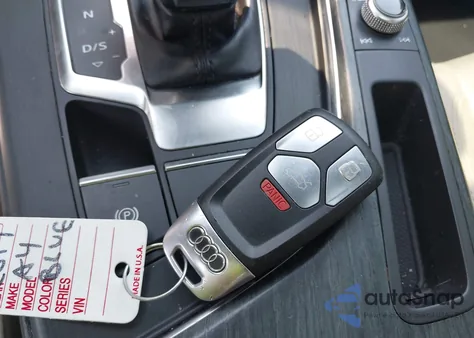 2017 Audi A4 2.0T Premium z USA, uszkodzony, nr VIN WAUENAF48HN035646